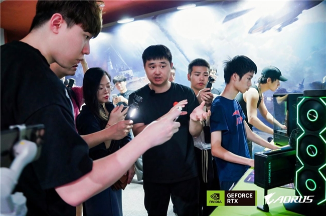 玩家齊赴技嘉AORUS DAY山城之約，RTX 50“嘉”速營(yíng)奏響電競(jìng)狂想曲