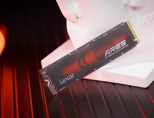 戰(zhàn)神新品裝機(jī)優(yōu)選，Lexar雷克沙ARES PCIe4.0固態(tài)硬盤！