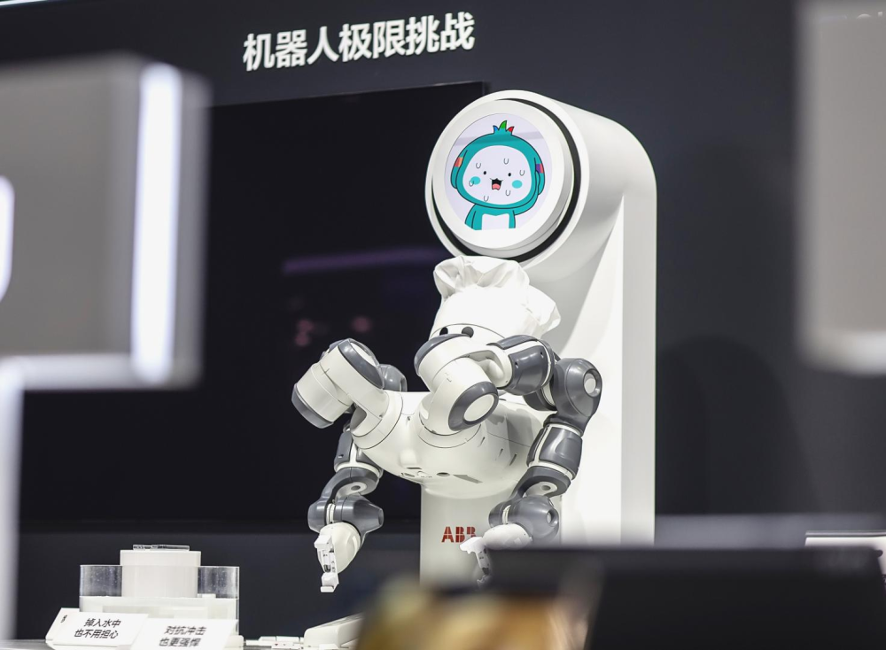 三星亮相進博會，AI顯示“玩”出新花樣