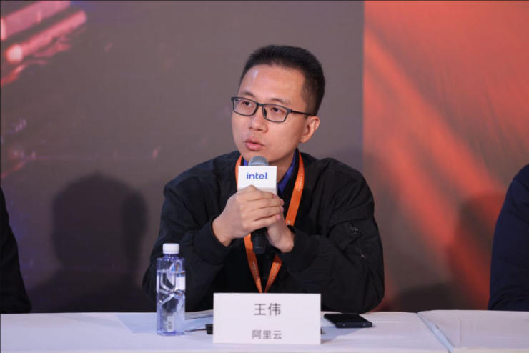 英特爾推出兩款全新處理器，AI PC元年大幕即將開啟！