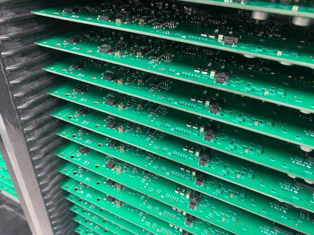 GPV第三季度財報銷售收入持續(xù)增長，調(diào)高其全年盈收預期 