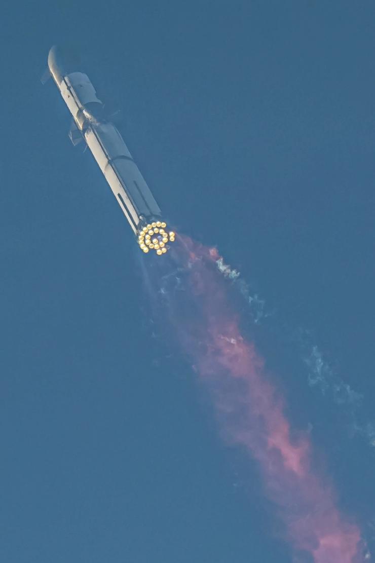 「星艦」發(fā)射 4 分鐘爆炸解體，SpaceX：審查數(shù)據(jù)下次測(cè)試