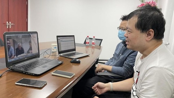 承啟團(tuán)隊(duì)與neXtProt工作人員視頻連線會議