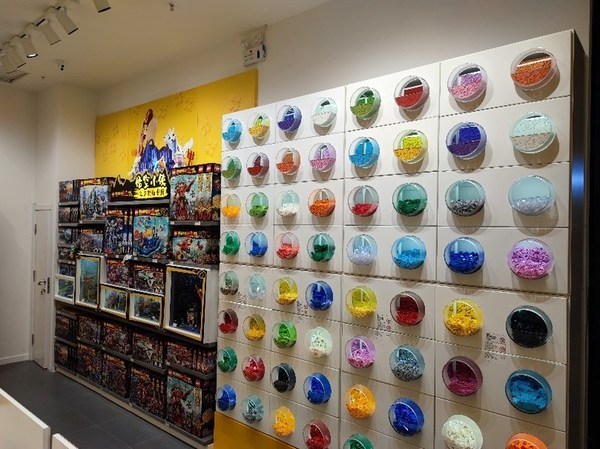 Pick-A-Brick自選顆粒墻，創(chuàng)造自己的MOC作品