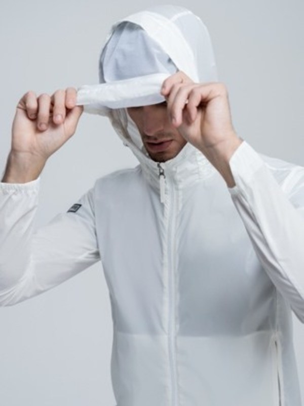 HELLY HANSEN 推出S+A系列，打造夏日防護(hù)功能性單品