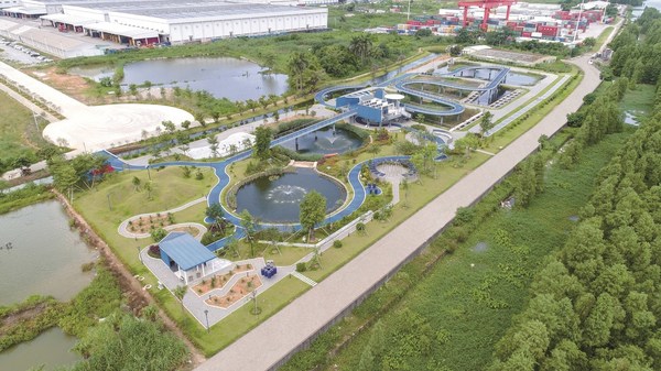 位于李錦記新會生產(chǎn)基地的人工濕地公園