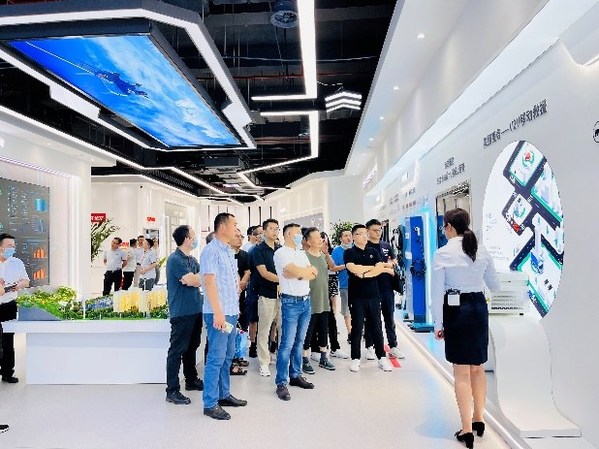 領(lǐng)創(chuàng)新賽道，充享新未來 2022領(lǐng)充首屆渠道招商會(huì)簽約火爆