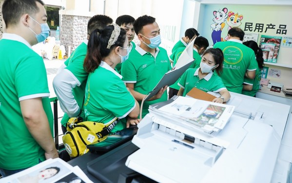 富士ApeosPro C750 for Photo 影像級碳粉打印機現(xiàn)場運行演示