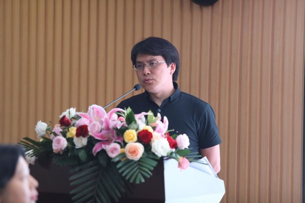 眾合云科聯(lián)合創(chuàng)始人、首席數(shù)字官胡萬軍就直播行業(yè)稅收情況做專題分享
