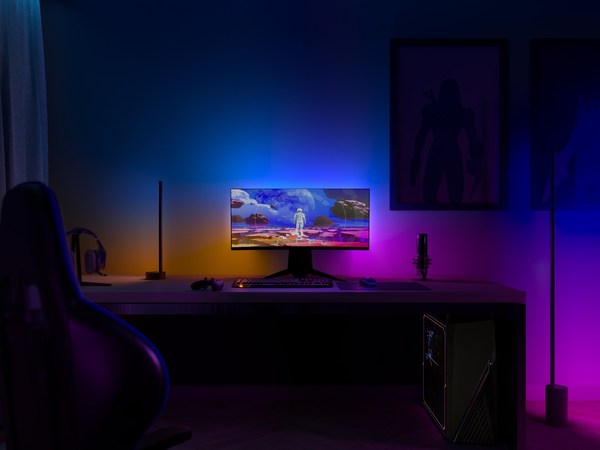 全新飛利浦Hue Play電腦漸變燈帶，打造身臨其境的桌面游戲體驗(yàn)