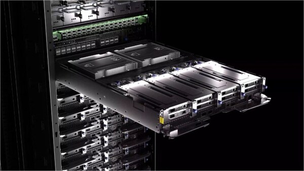 Amazon EC2 Trn2 實例服務(wù)器模塊