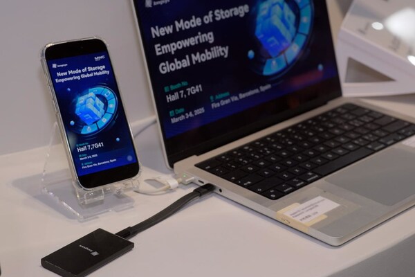 直擊 MWC25：江波龍首秀，用存儲黑科技激活移動通信潛能