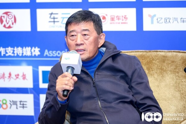 奧動「重卡40秒極速換電」首秀，車站能三域聯(lián)動構(gòu)筑