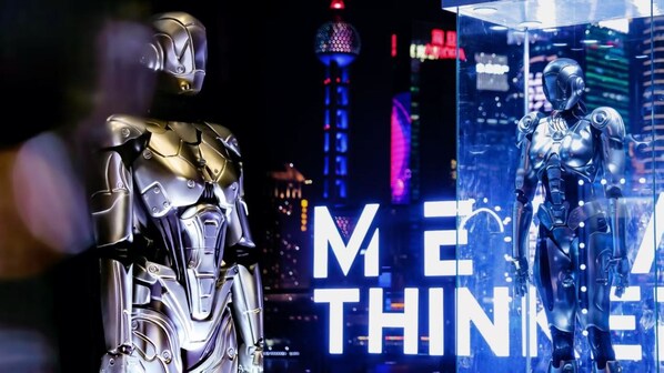 《META THINKER人機(jī)共生》全球機(jī)器人博覽藝術(shù)展發(fā)布會盛大舉辦