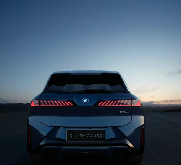 新世代BMW iX3